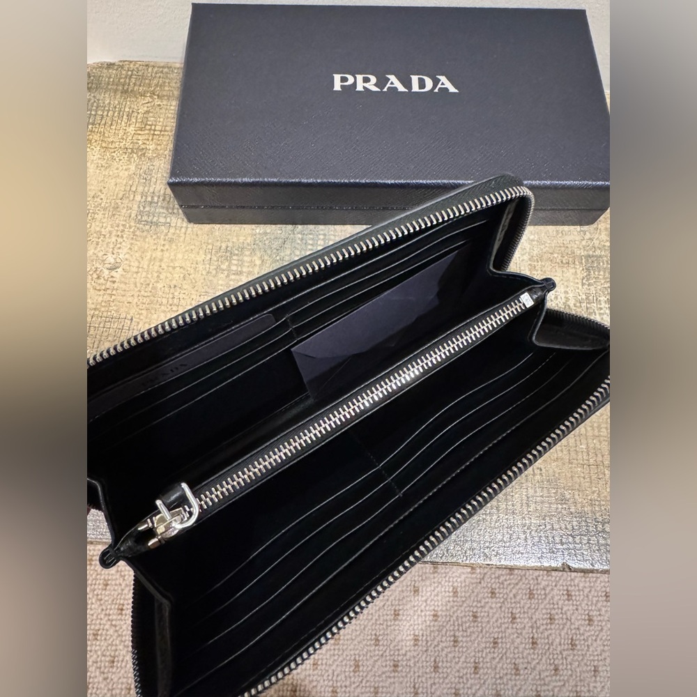Prada Saffiano Black Leather Wallet - Picture 3 of 3